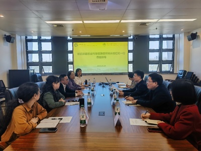 新疆农业科学院质标所任红松一行调研都市所