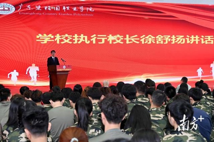 2f35ae7d0f4437f8a37e356fa0d1d439.jpg 97e28db8981944eca234d4cdcabaa43e_batchwm.jpg