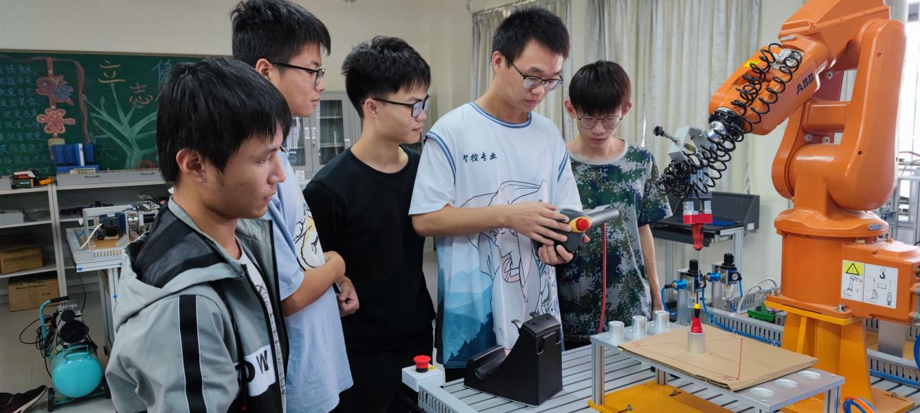 学生实训-精益求精